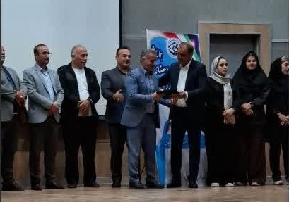 تجلیل از هیئت تکواندو رودهن در همایش هفته تربیت بدنی