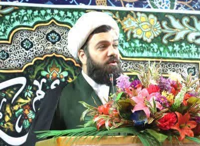 دشمن از «ایمان مردم و مسجد» ضربه خورده است/ مساجد باید سنگر تربیت نسل نوجوان باشند