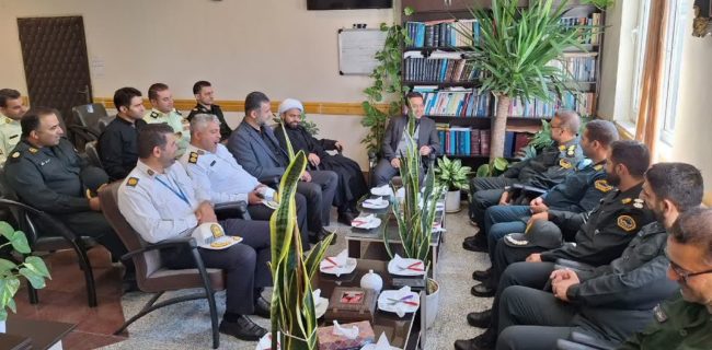 سرهنگ ملکی: تعامل با دستگاه قضایی موجب ارتقای امنیت اجتماعی میشود سرهنگ ملکی: تعامل با دستگاه قضایی موجب ارتقای امنیت اجتماعی میشود