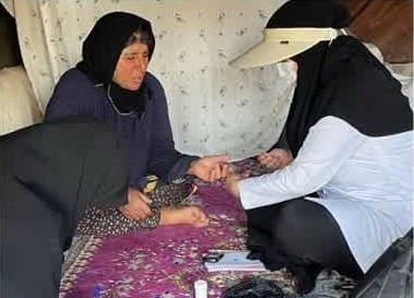 حضور تیم پزشکی و کارشناسان حوزه سلامت در بین عشایر منطقه سد لار حضور تیم پزشکی و کارشناسان حوزه سلامت در بین عشایر منطقه سد لار