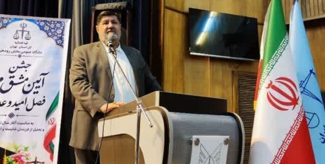 برگزاری جشن «آیین مشق مهر» در رودهن با حضور کودکان و نوجوانان برگزاری جشن «آیین مشق مهر» در رودهن با حضور کودکان و نوجوانان