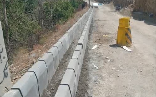 اجرای عملیات جدول‌گذاری خیابان لاله هفتم در شهر رودهن