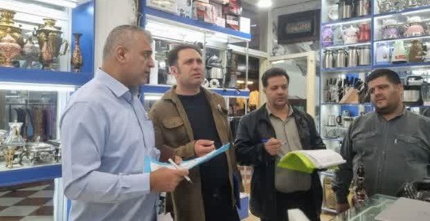 گشت مشترک نظارت بر واحدهای صنفی شهر رودهن همزمان با دومین روز فروردین‌ماه ۱۴۰۵/ تشکیل پرونده برای ۵ واحد صنفی متخلف