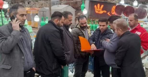 برخورد با واحدهای صنفی متخلف در شهر آبعلی/ پلمب یک واحد به دلیل کشتار غیرمجاز و امحای کالاهای تاریخ‌گذشته