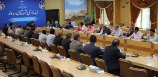 نشست ستاد ساماندهی، پیشگیری و مقابله با ساخت و ساز غیرمجاز شهرستان دماوند حیدری‌ آزاد: ضعف نظارت در زمینه ساخت و سازها غیر قابل بخشش است/ بخش عمده‌ای از وضعیت اسفناک ساخت و ساز غیرمجاز در شهرستان دماوند دست‌پخت گذشتگان است