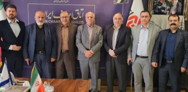 بررسی چالش‌های صنفی، واحدهای فاقد پروانه و مطالبات قانونی اصناف شهرستان